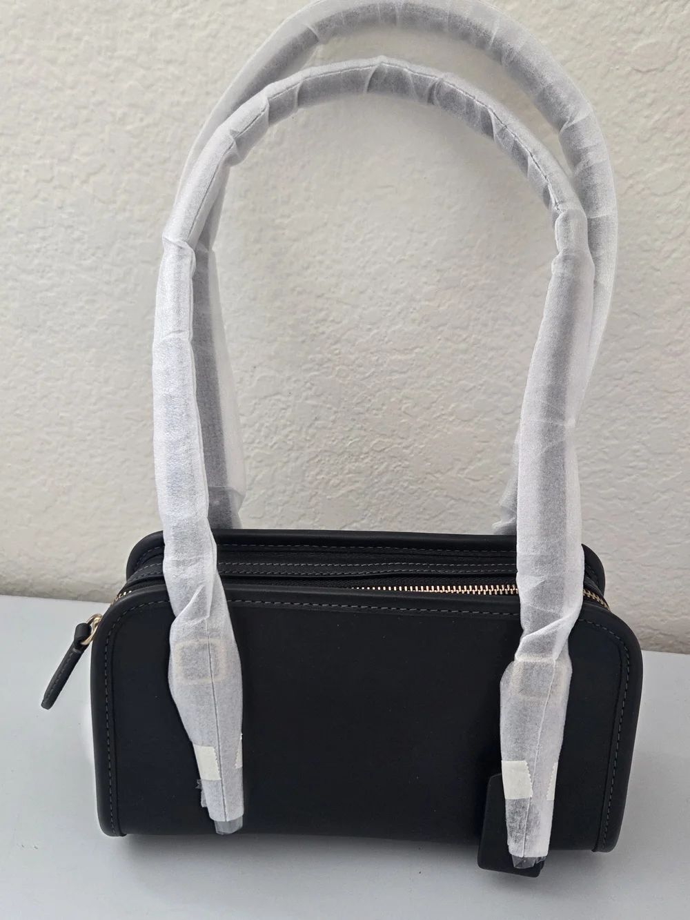 Coach Swing Zip Bag 20 Black/Brass